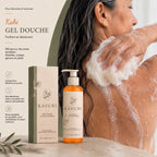 Gel douche au kaki Kasuri purifiant et déodorant, flacon et étui, femme sous la douche